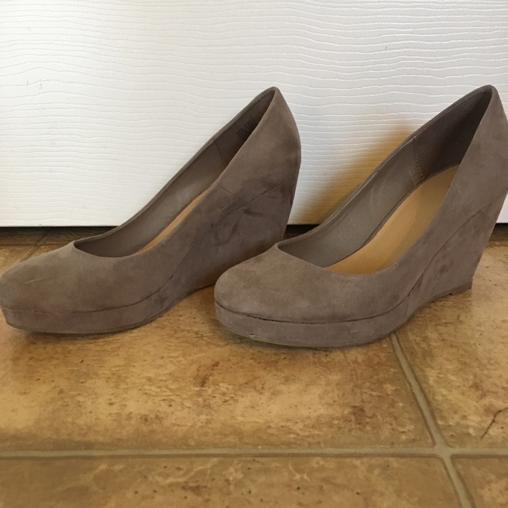 Woman’s Wedges